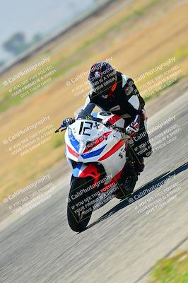 media/May-02-2025-CRA (Fri) [[8ae20d389f]]/Track Photos/Sunrise/